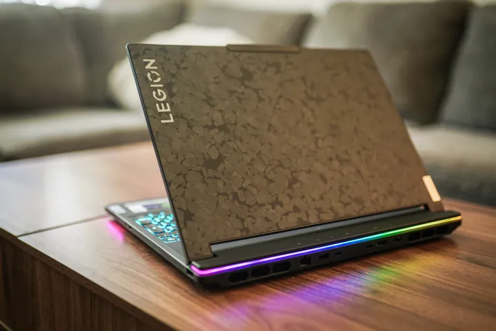 Lenovo gaming laptop